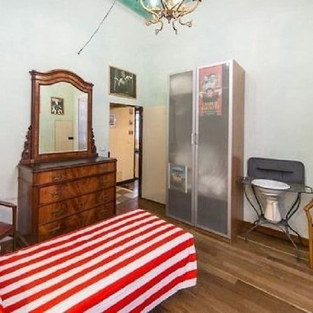 B&B La Rosa D'Oro Генуя Экстерьер фото